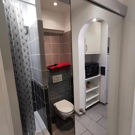 Et Stationnement Offert Centre Apartment *